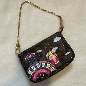 Louis Vuitton seasonal collection pochette